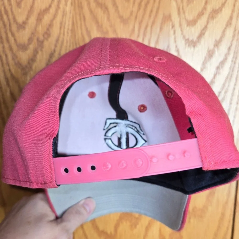Minnesota Twins Kids light red Baseball Cap Hat TC Logo Snapback Adjustable
